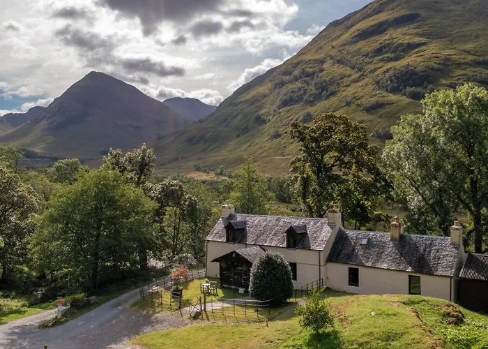 Pets Allowed Hotel Heart Of Glencoe Holidays