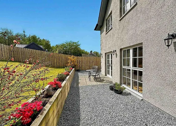 Vacation rental: Outlander Glencoe At Creag An-T Sionnaich Glencoe Ballachulish Highlands Near Fort William